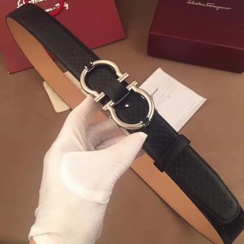 Salvatore Ferragamo s Belte 1905BL0379