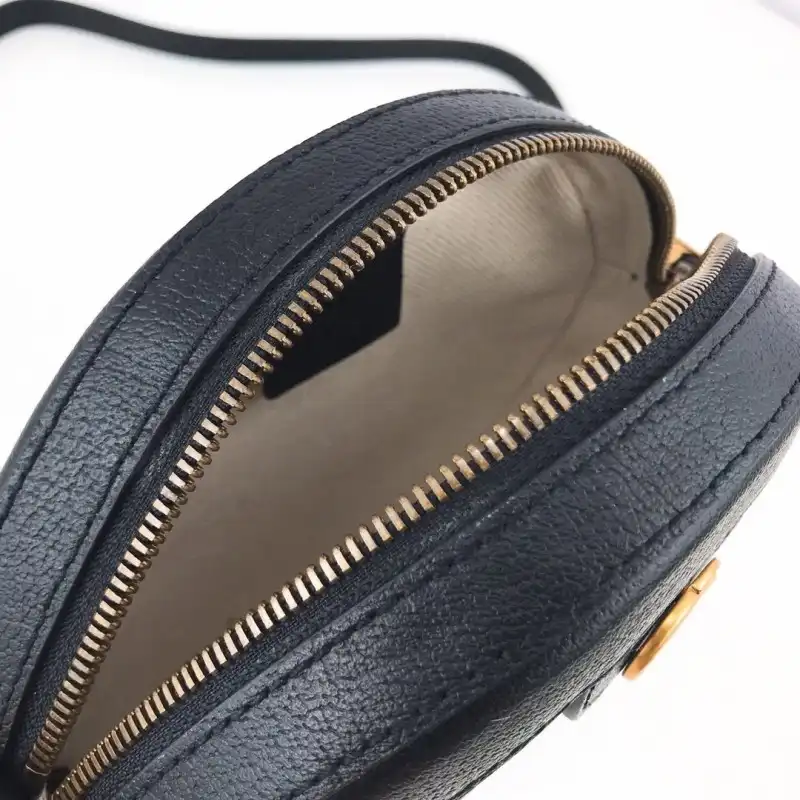 G*u*i bags 19b57g0084