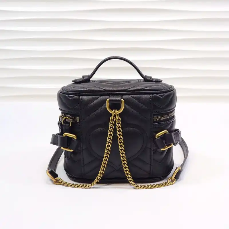 G*u*i bags 20b570246