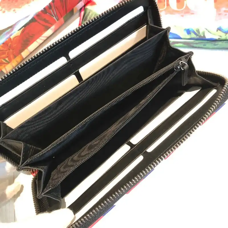 G*u*i bags 20guc0094