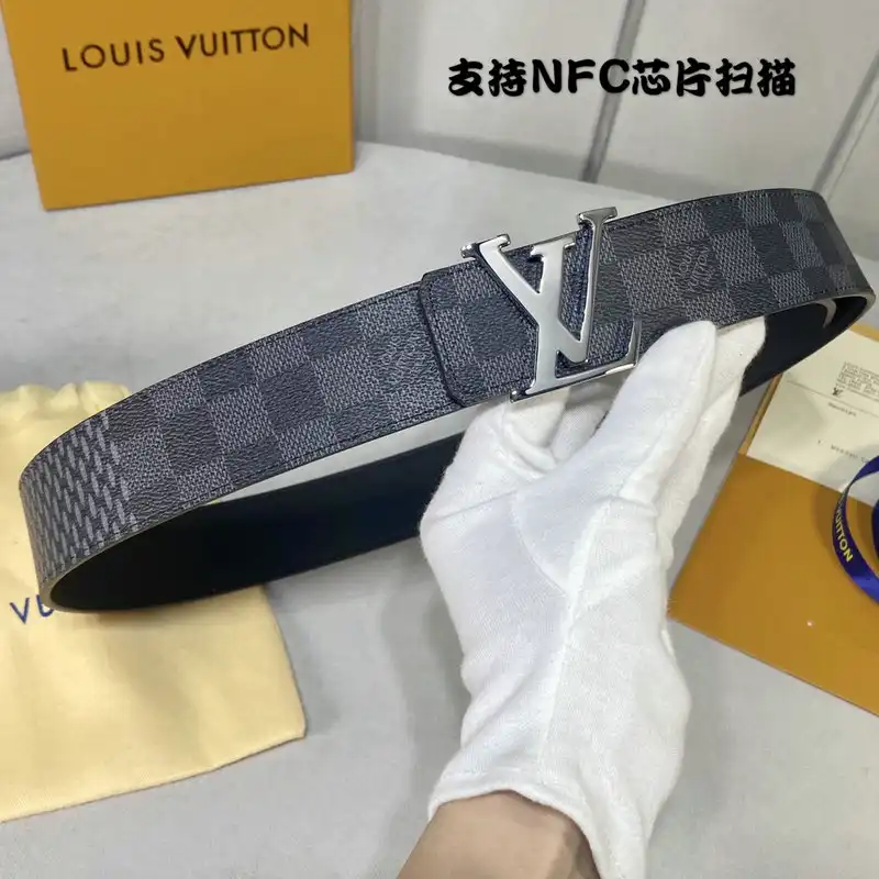 LV Belts 2102SH0043