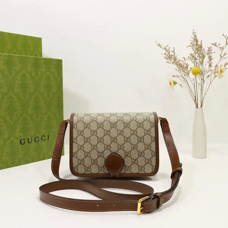 G*u*i bags 2109dj0023