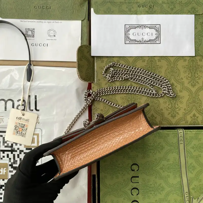 G*u*i bag 2109ya0220