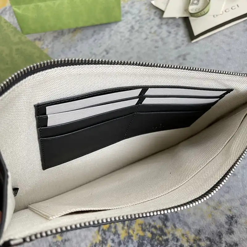 G*u*i bag 2110dj0033