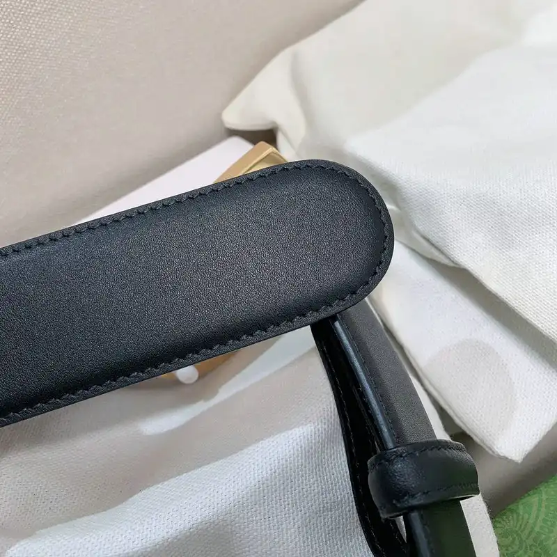 G*u*i belts 2110xf0001