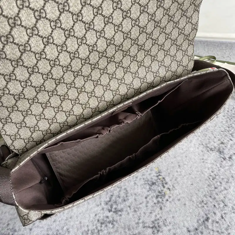 G*u*i bag 2201dj0015