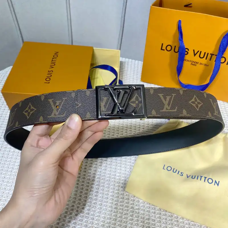 LV Belts 2201XA0085