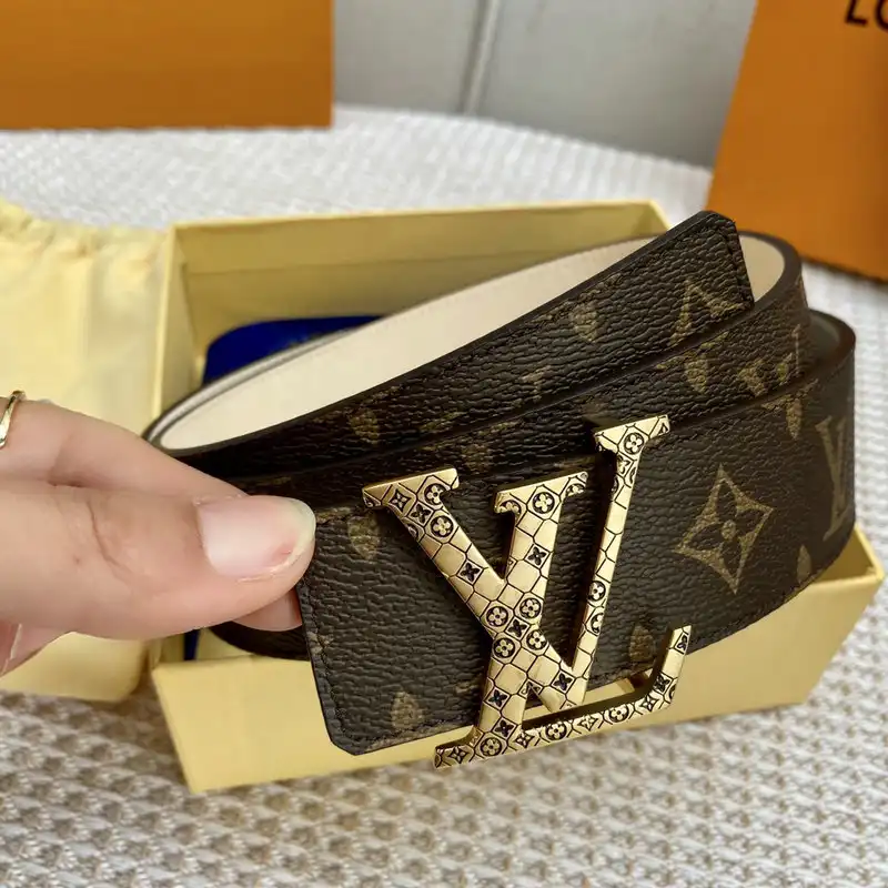 LV Belts 2201XA0247