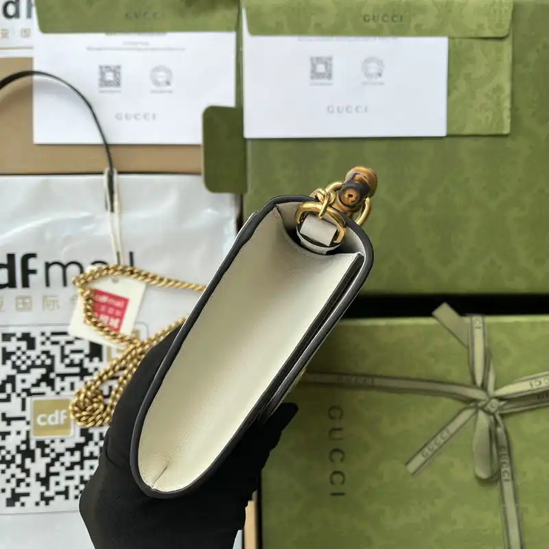 G*u*i bag 2201ya0042