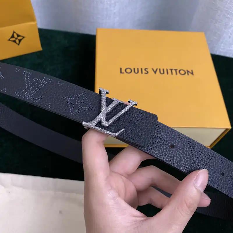 LV Belts 2202XA0049