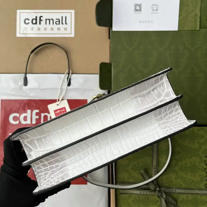 G*u*i bag 2205ya0044