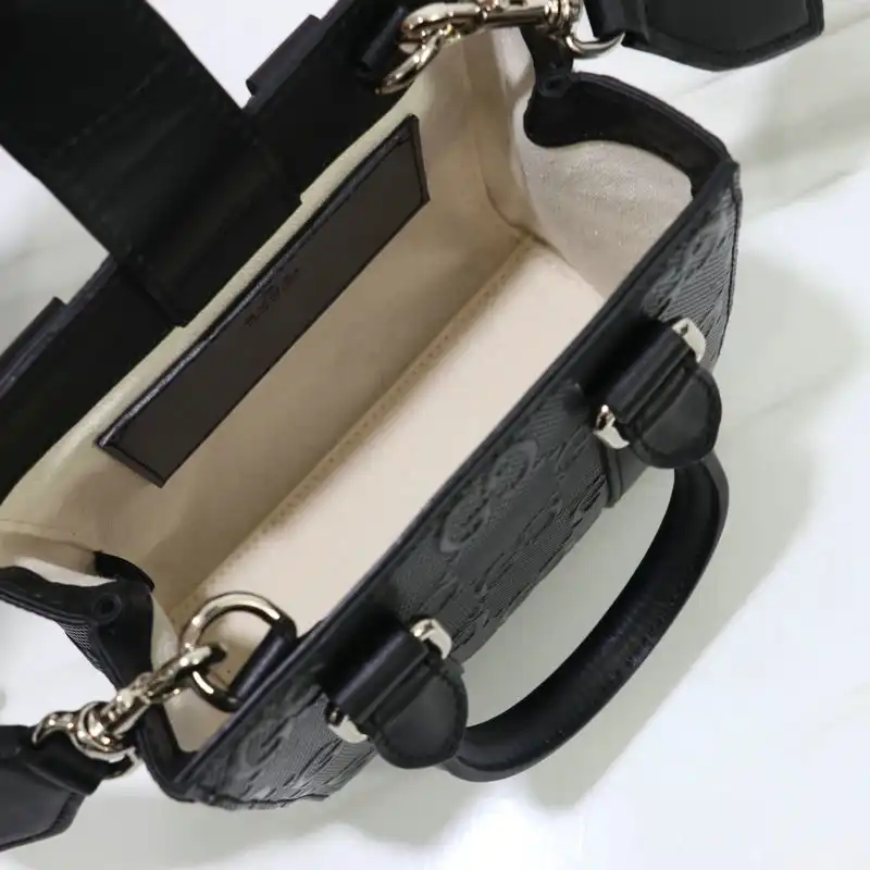 G*u*i bag 2209dj0008