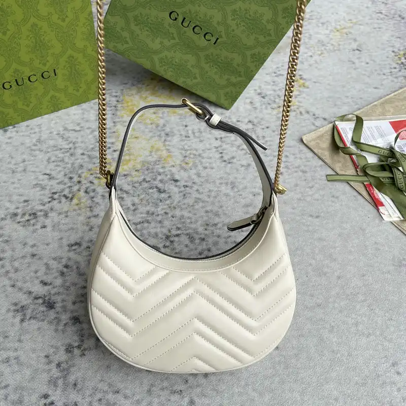 G*u*i bag 2209dj0039