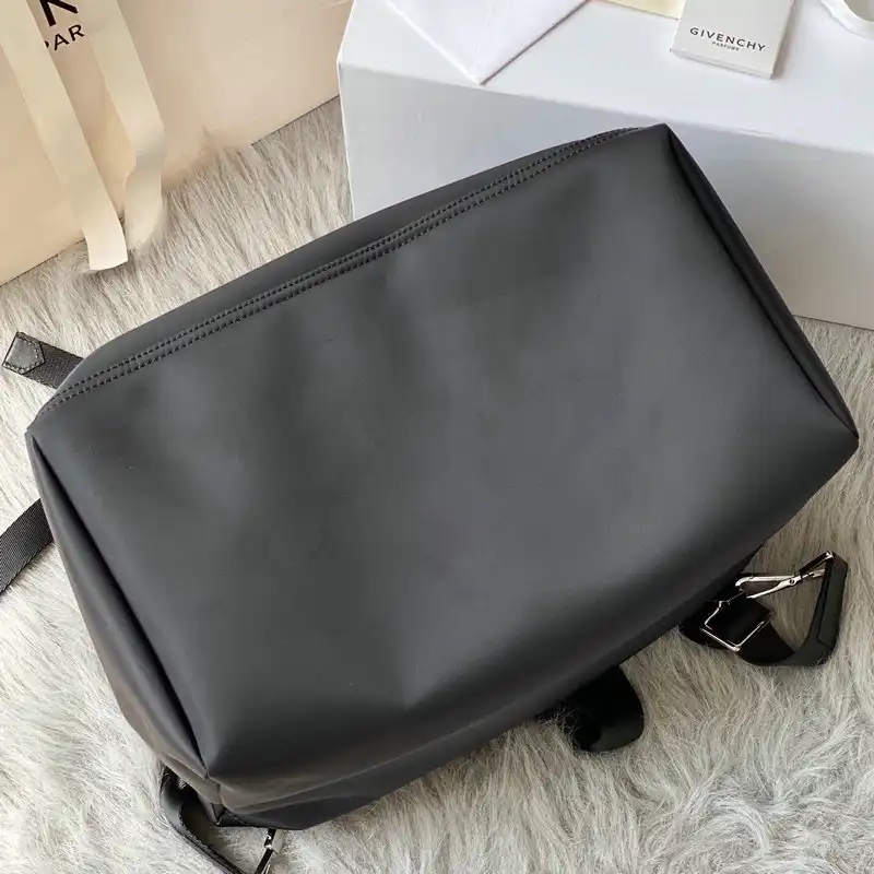 Givenchy Bag 2209SW0048