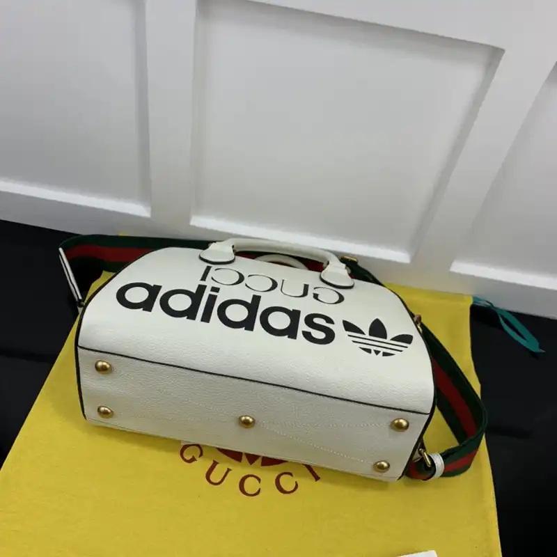 G*u*i bag 2210ya0142