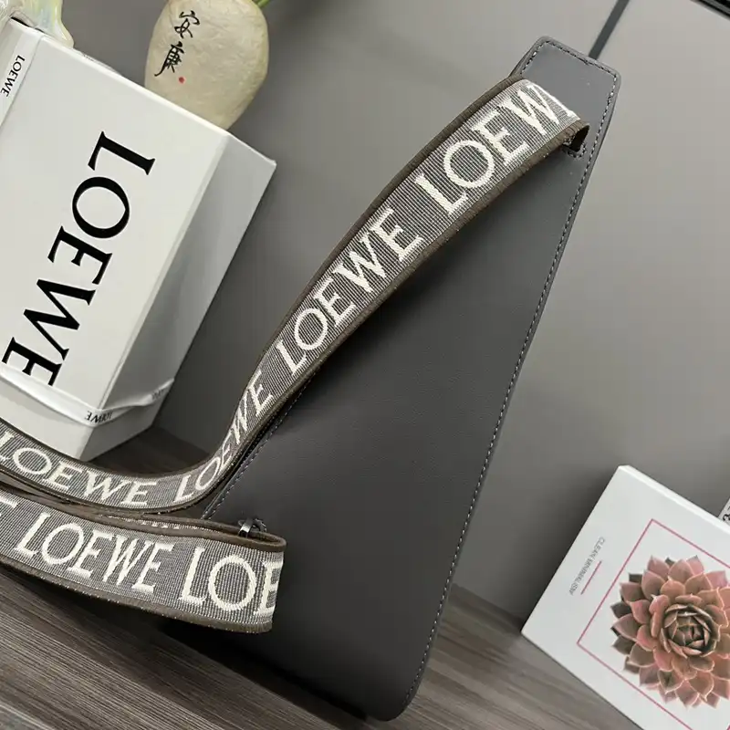 Loewe Bags 2404YA0083