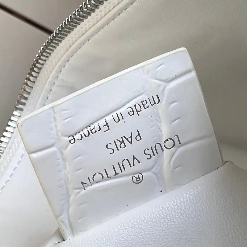 G*u*i bags 2407ya0179