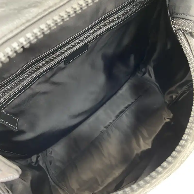 G*u*i bags 2407yz0304