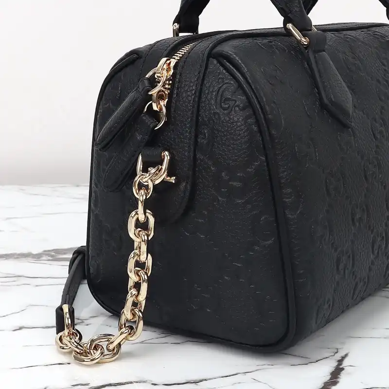 G*u*i bags 2410ya0192