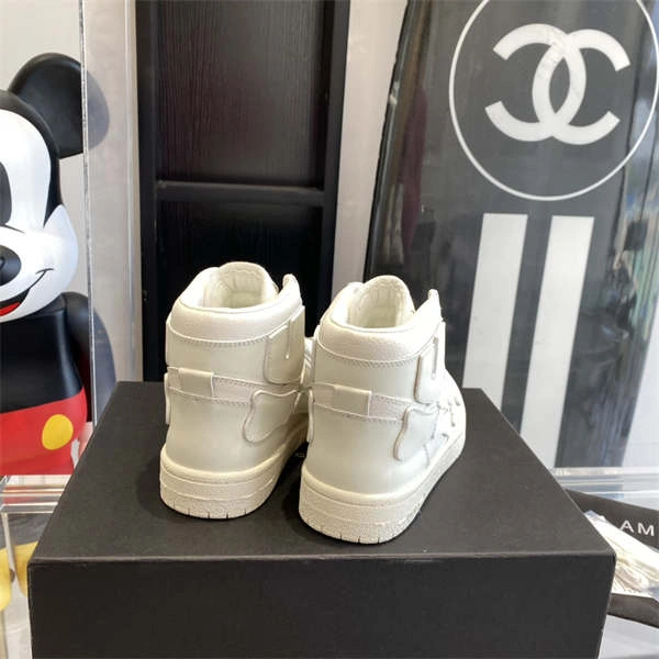 Versatile AMIR1 SNEAKERS 681