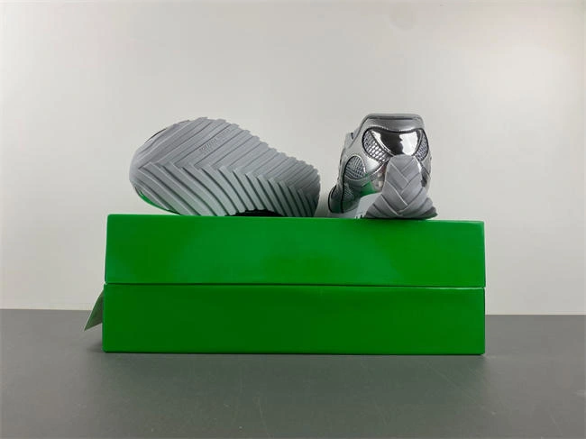 Bottega Veneta Orbit Surf 741357 V2V51 ModernLook 2604