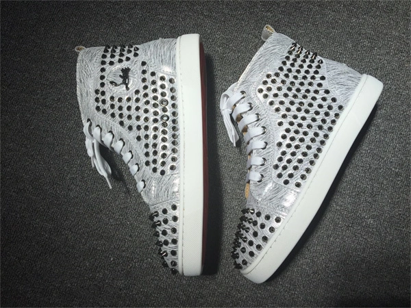 Christian Louboutin Sleek 2676