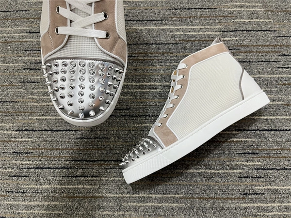 Lightweight Christian Louboutin 2701