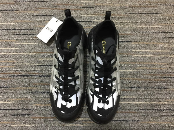 DR  Sneakers OnTrend 1331