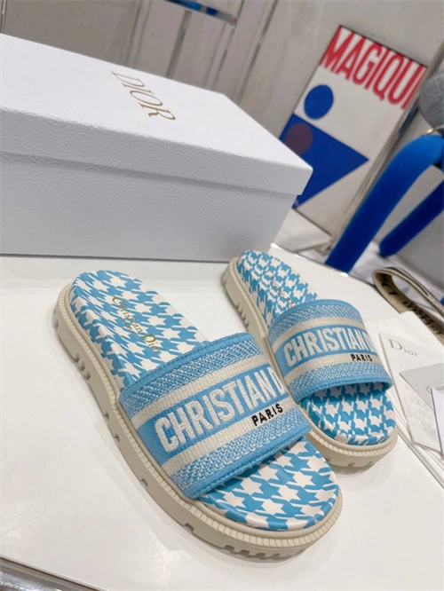 Colorful Dio Slipper 5818