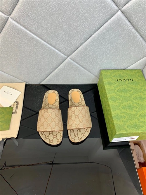 Sleek Gocci Slipper 5751