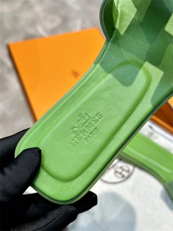 H Slipper Compact 2369