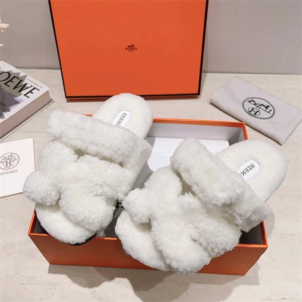 Efficient H Slipper 2380