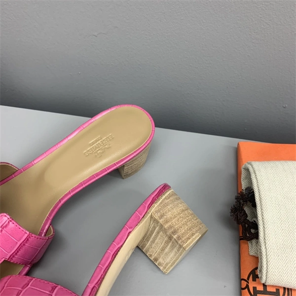 Timeless H Slipper 2385