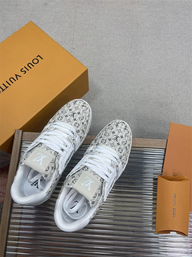 Sustainable Lv Trainer Sneaker 2107