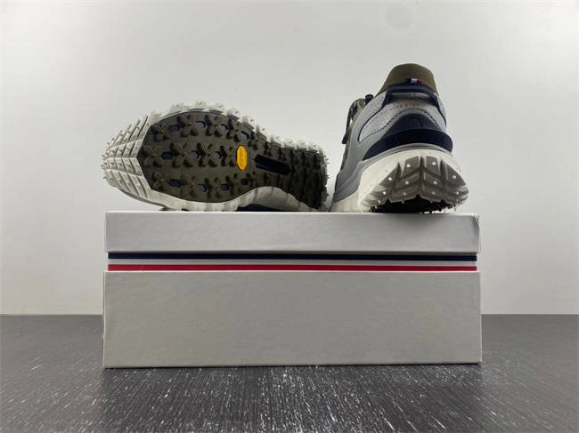 Moncler Trailgrip GTX 3M Packable 5943