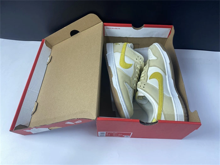 Nike Dunk Low Lemon Drop DJ6902- Packable 4862