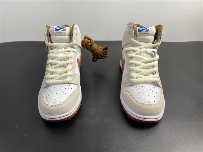 RelaxedFit Nike SB Dunk High Sail  Crimson CV9499- 4860