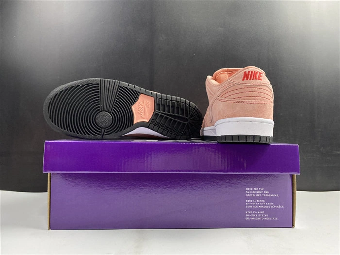 Lightweight Nike SB Dunk Low Pink Pig CV1655- 4885