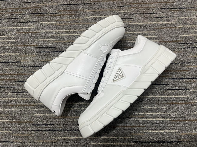 Prada Sneaker Affordable 3371