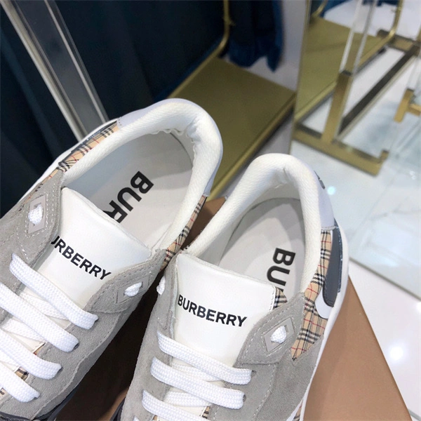 Snug bvrberry MJ 2664